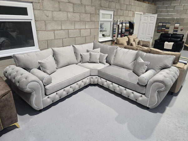 Rio Chesterfield Corner Sofa – Silver Plush Fabric with White Trims