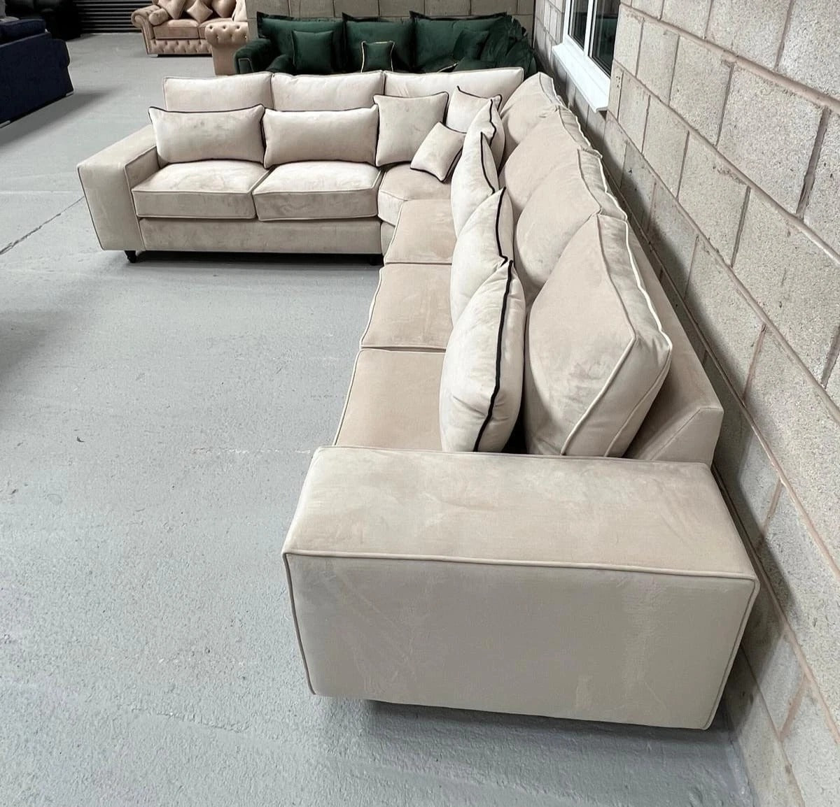 Corner Sofa | 2C3 | Soho | Cream Plush Velvet | Brand New