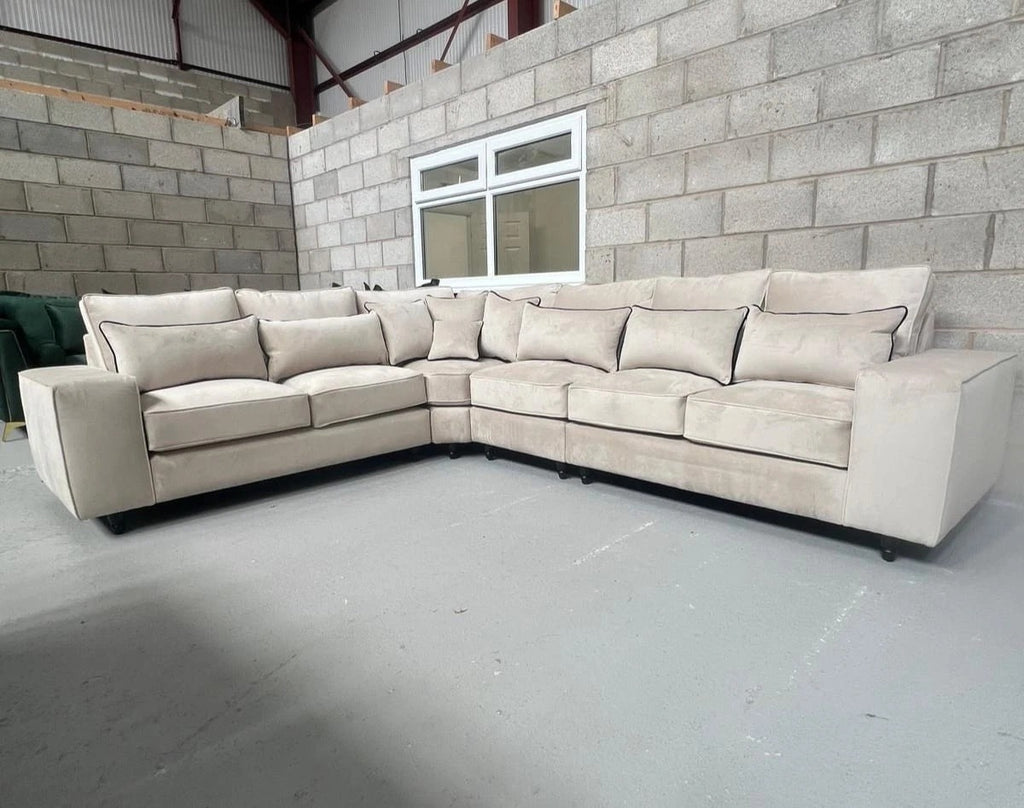 Corner Sofa | 2C3 | Soho | Cream Plush Velvet | Brand New